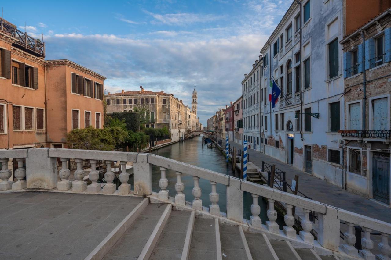 Lion Palace - San Marco R&R Venesia Bagian luar foto